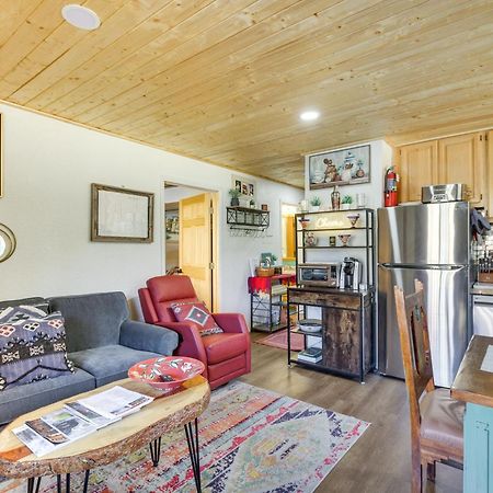 Ski-In Red River Retreat Balcony, Mountain Views! Luaran gambar