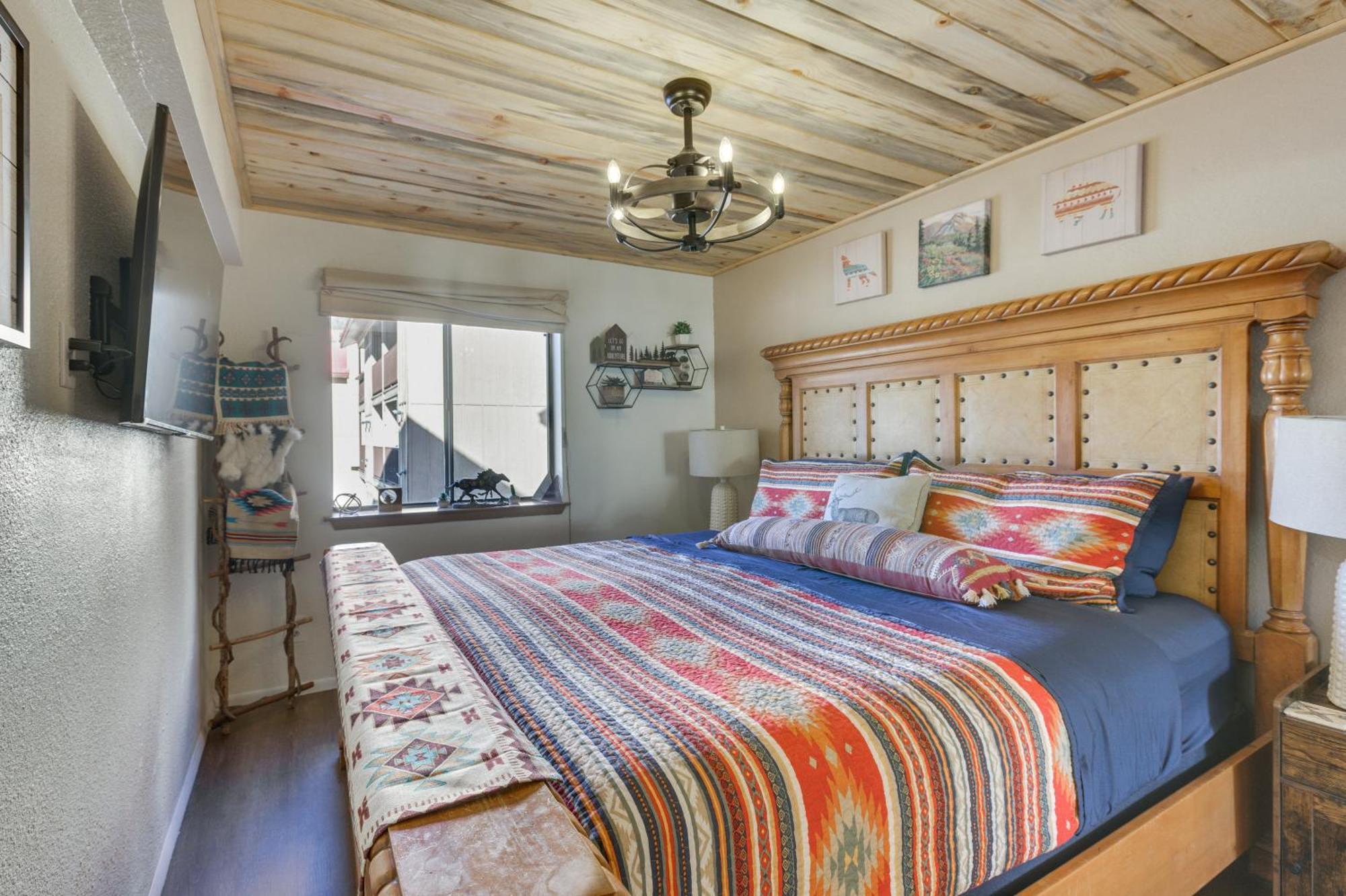 Ski-In Red River Retreat Balcony, Mountain Views! Luaran gambar